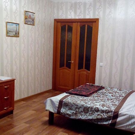 Apartment On Prospekt Peremogi Chernihiv Luaran gambar